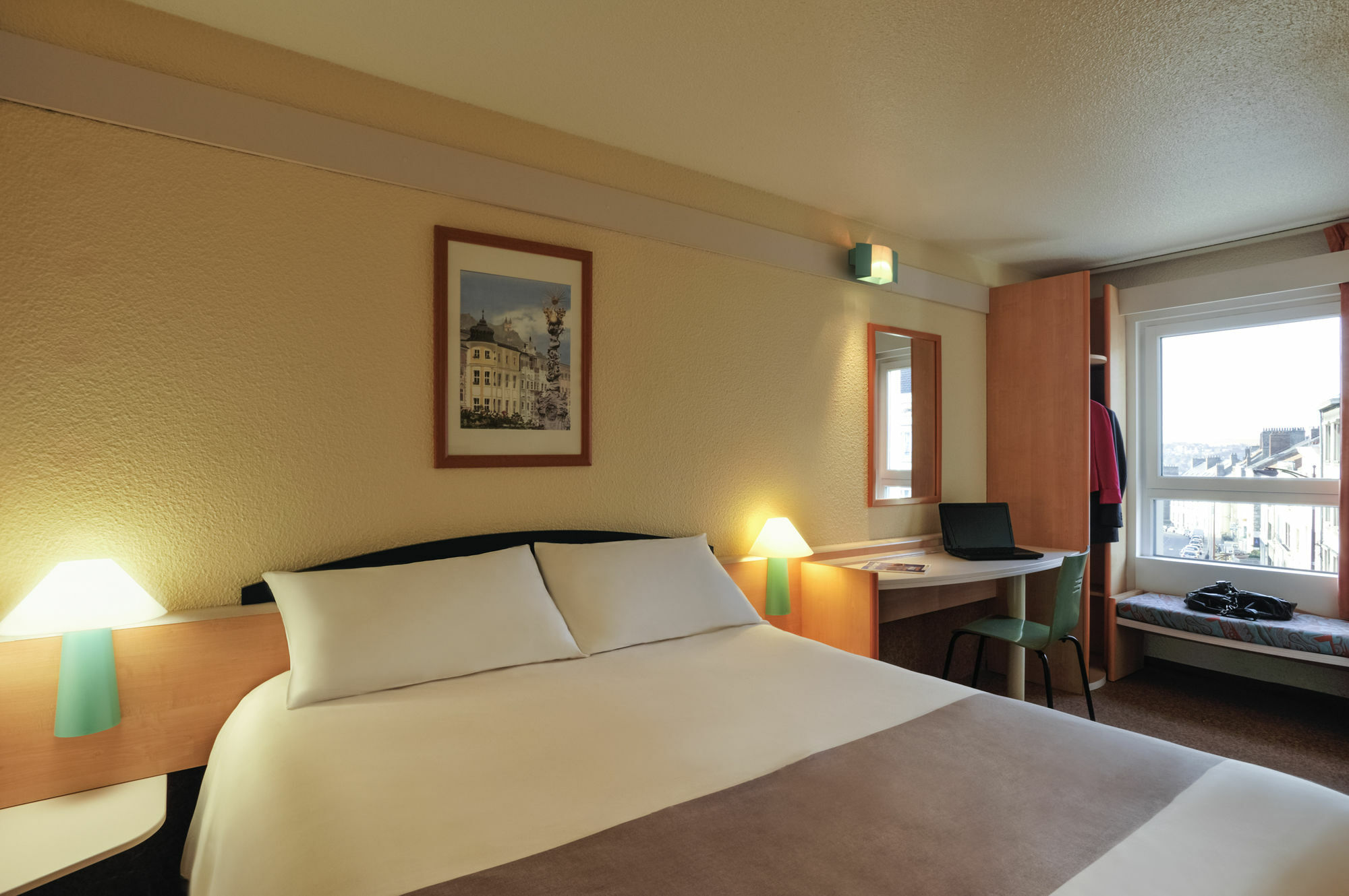 Ibis Styles Boulogne Sur Mer Centre Cathedrale Екстериор снимка